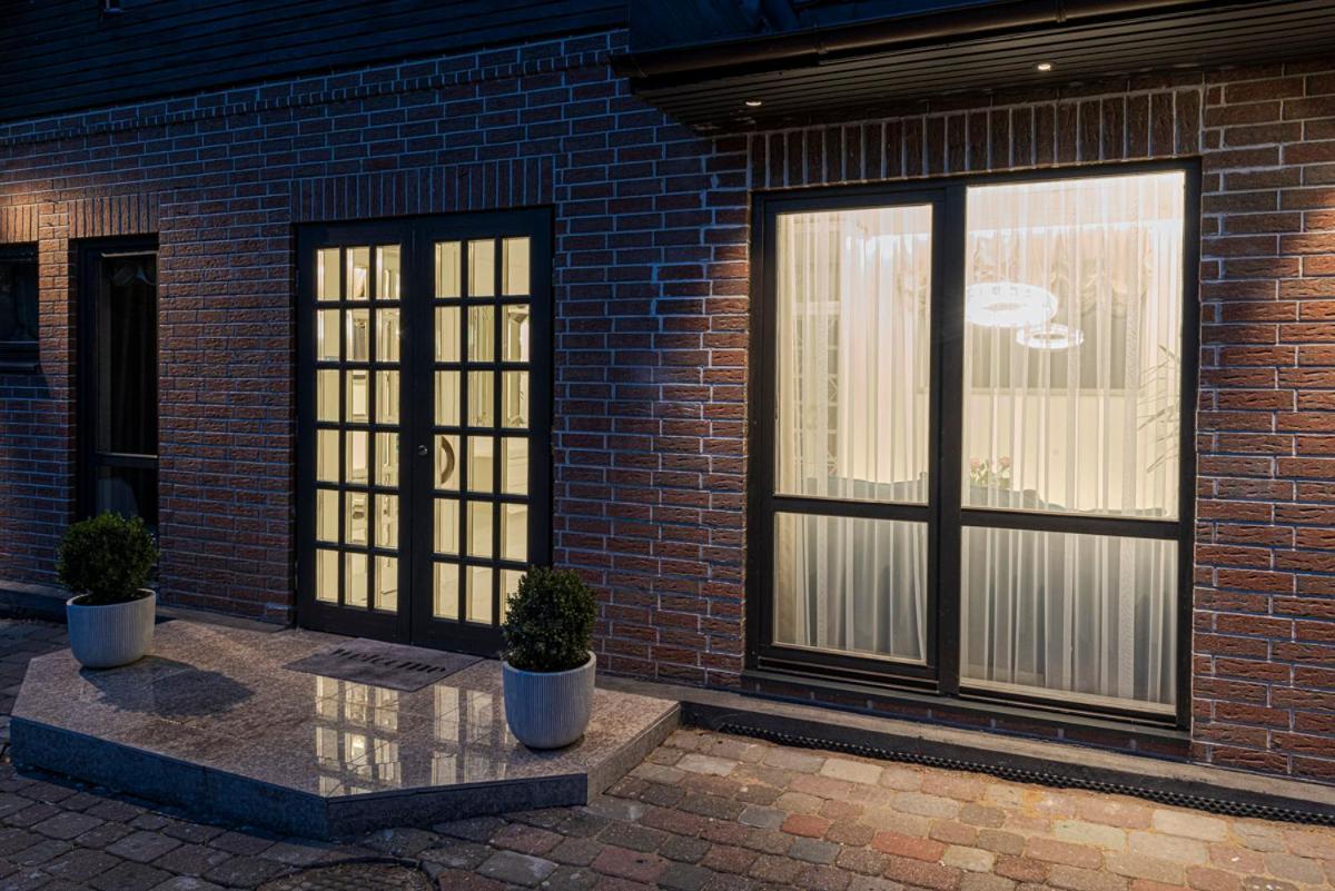 Luxury With Sauna In The Pine Forest Close To Centre Vila
