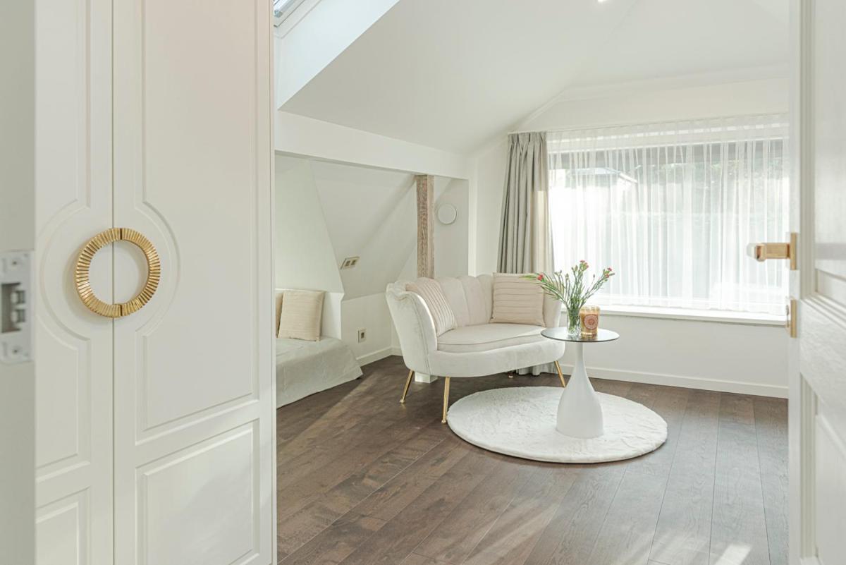Luxury With Sauna In The Pine Forest Close To Centre Vila